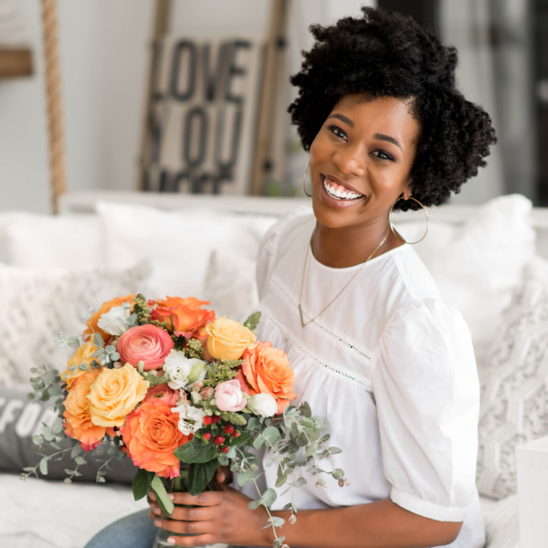 Elonne’s Signature Hand Tied Bouquets