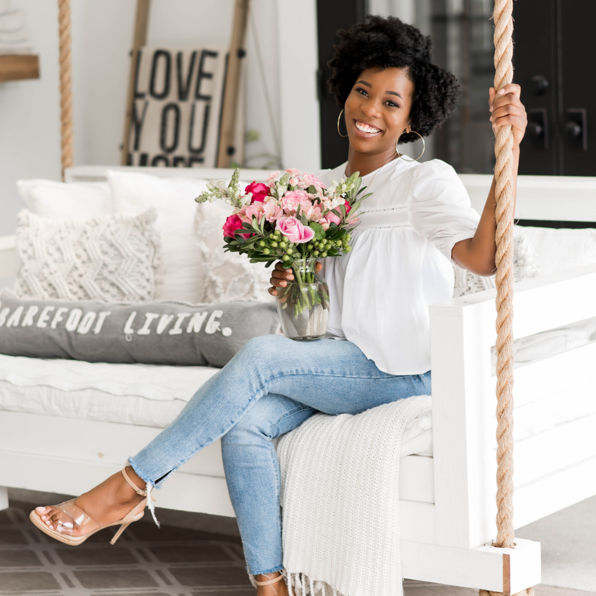 8 Ways Flowers Brighten Your Space, Girlfriend!
