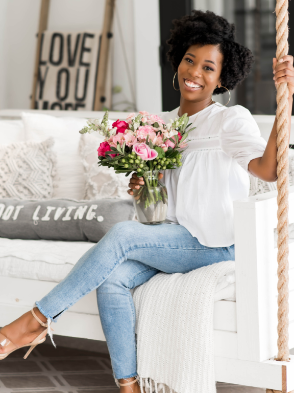 8 Ways Flowers Brighten Your Space, Girlfriend!